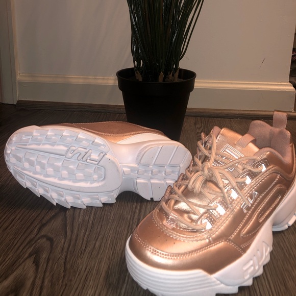 FILA Sneakers - Picture 2 of 2